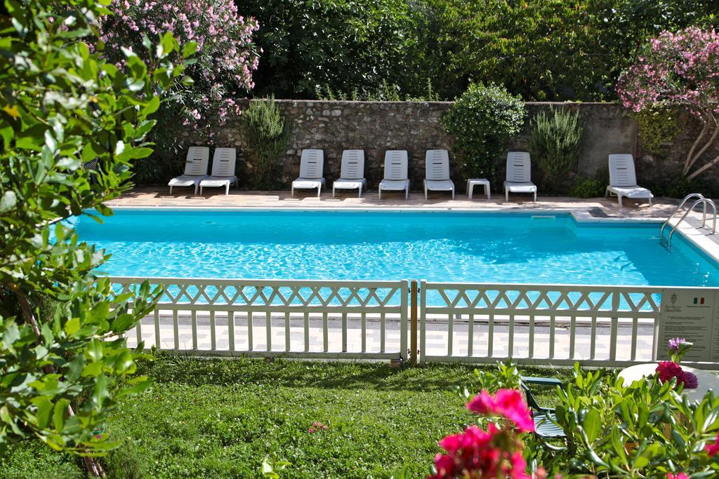 Hotel San Filis San Felice del Benaco Exterior photo